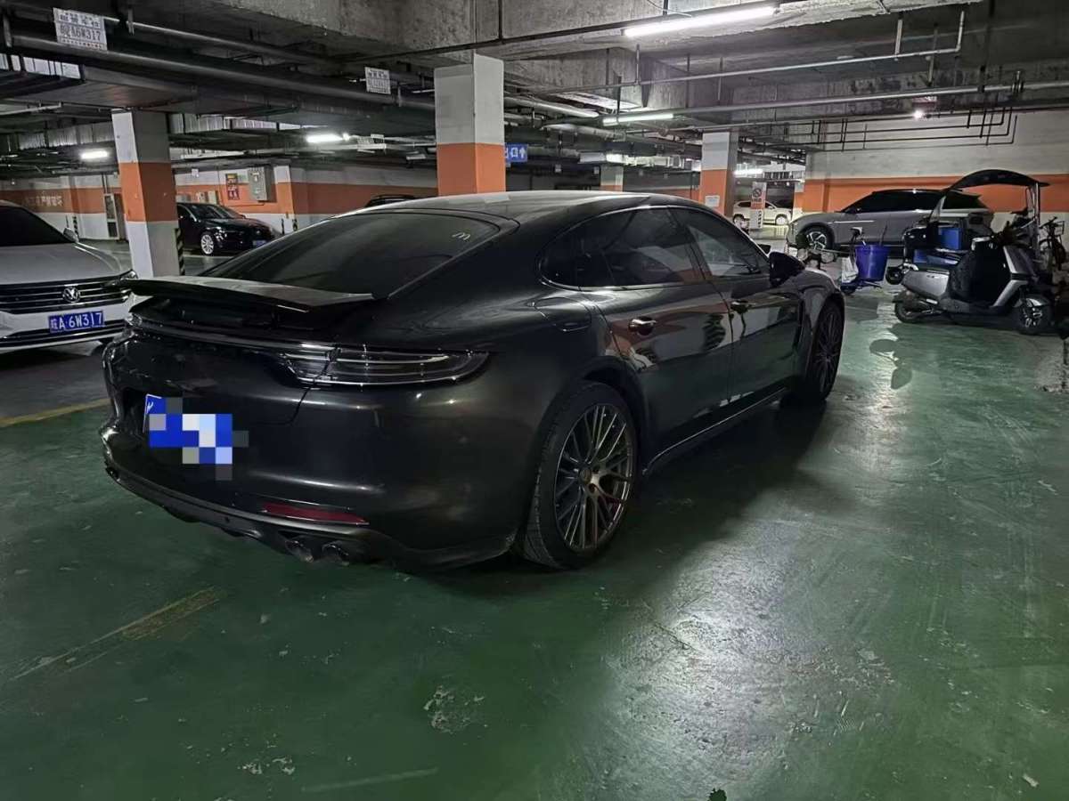 保時(shí)捷 Panamera  2023款 改款 Panamera 4 行政加長(zhǎng)鉑金版 2.9T圖片