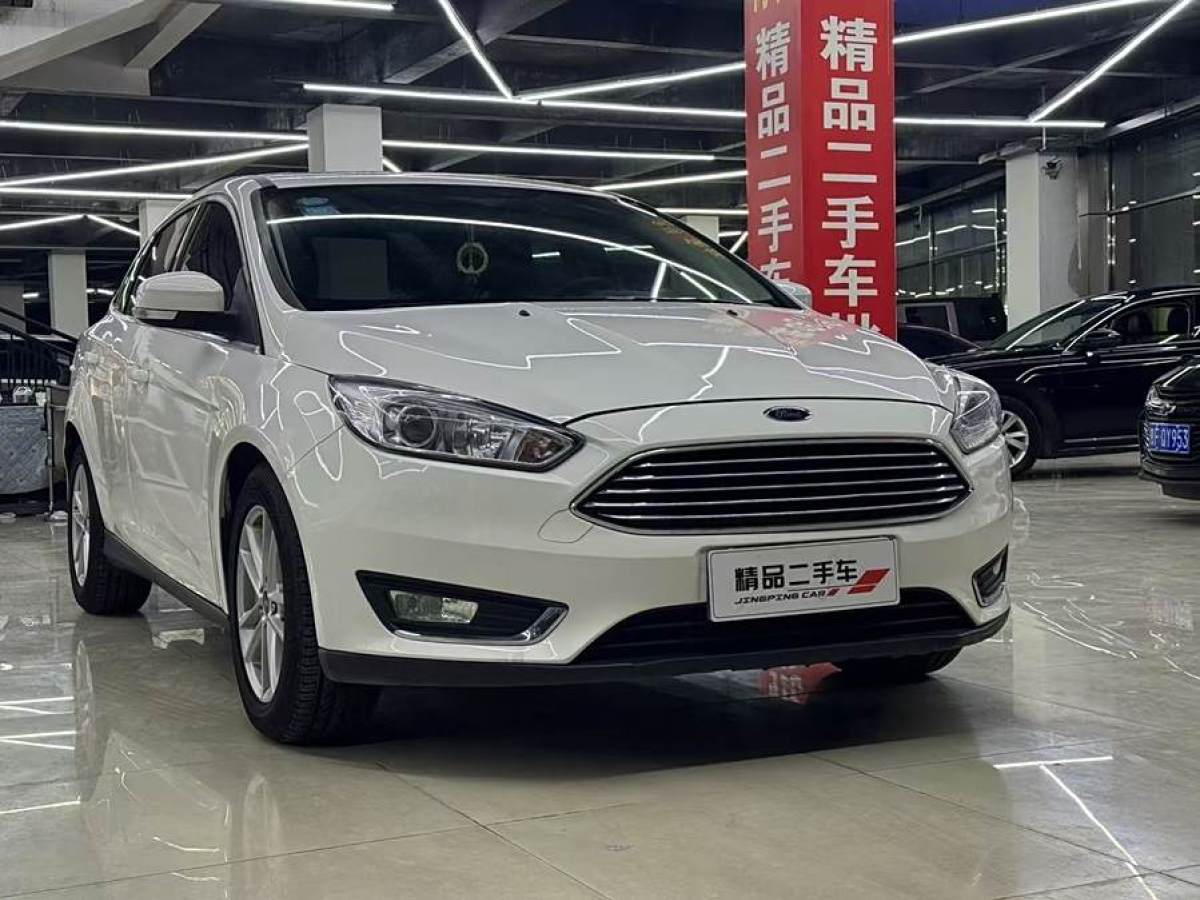 福特 ?？怂? 2017款 三廂 EcoBoost 180 自動(dòng)精英型圖片