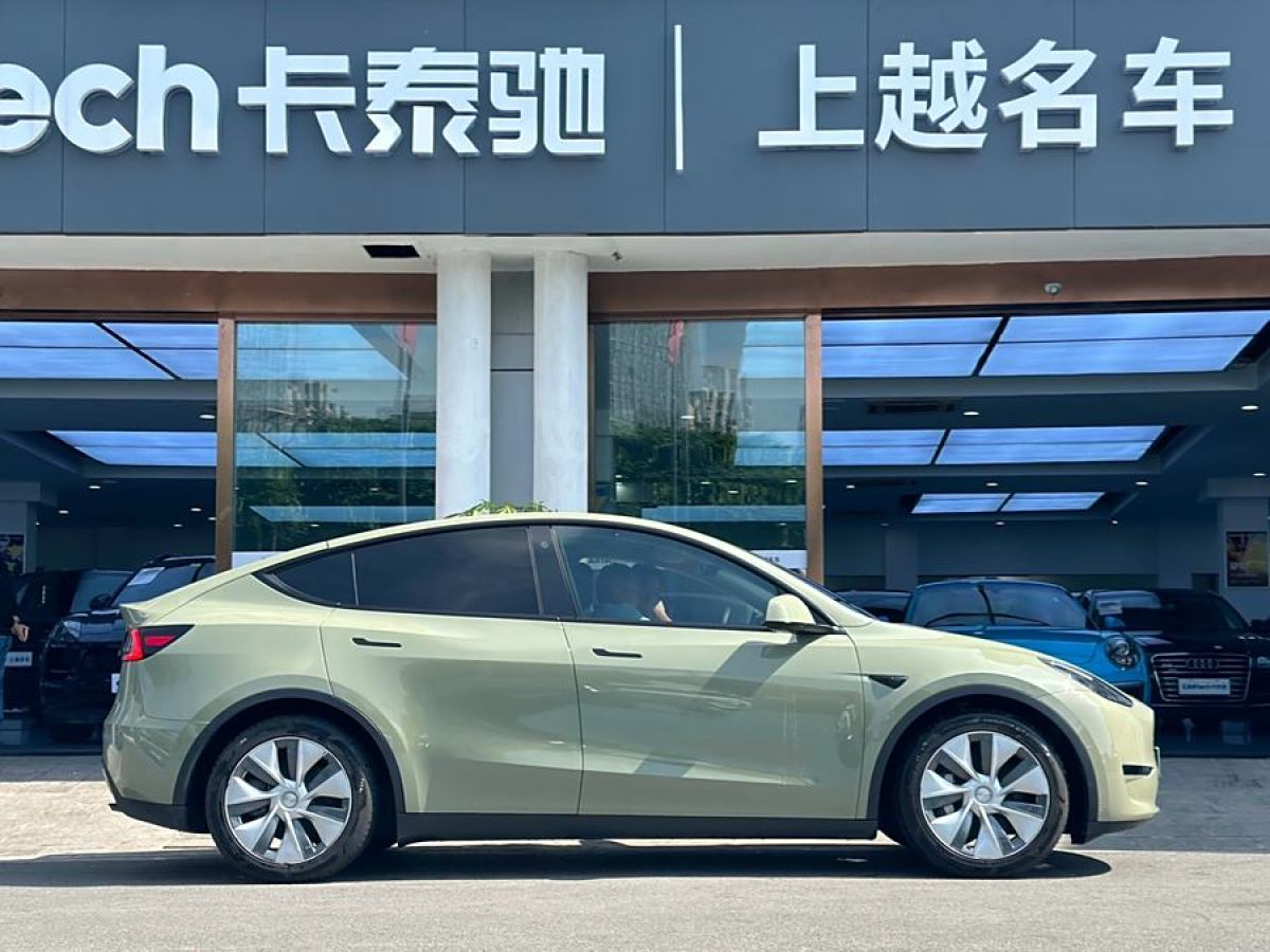 特斯拉 Model Y  2022款 后輪驅(qū)動(dòng)版圖片