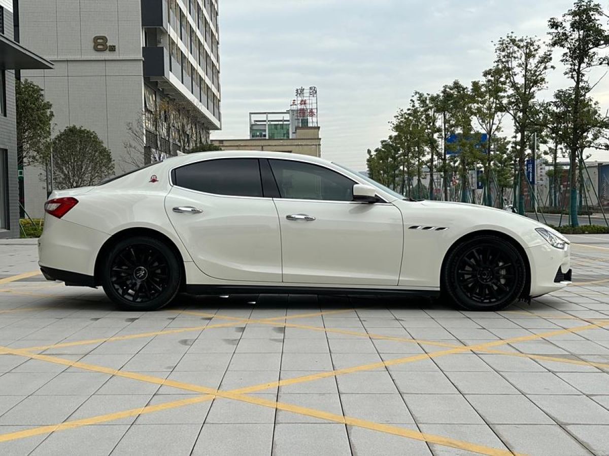 瑪莎拉蒂 Ghibli  2014款 3.0T 標(biāo)準(zhǔn)版圖片