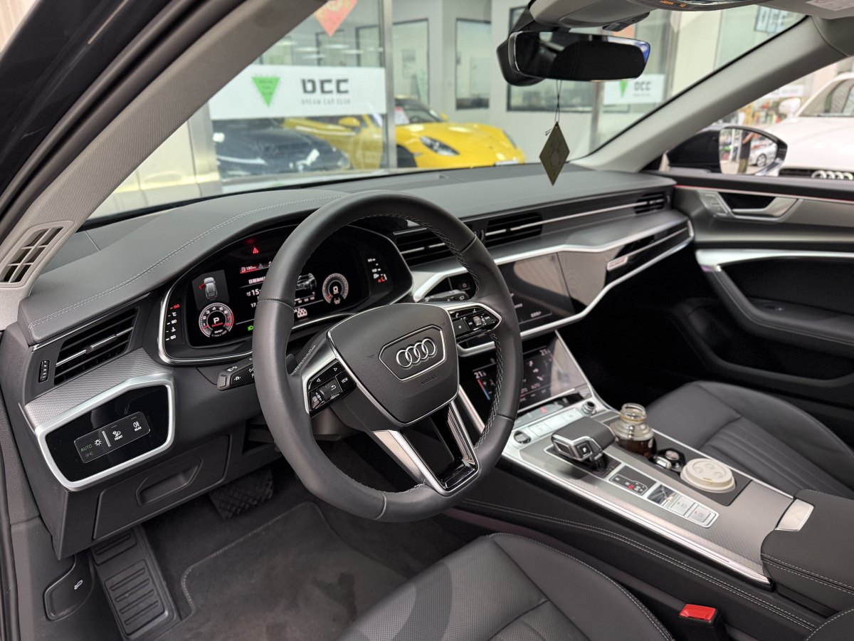 2024年4月奧迪 奧迪A6  2024款 allroad quattro 55 TFSI 尊享越野型