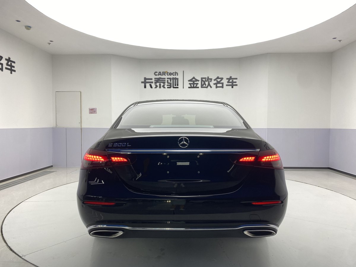 奔馳 奔馳E級  2023款 改款 E 300 L 時(shí)尚型圖片