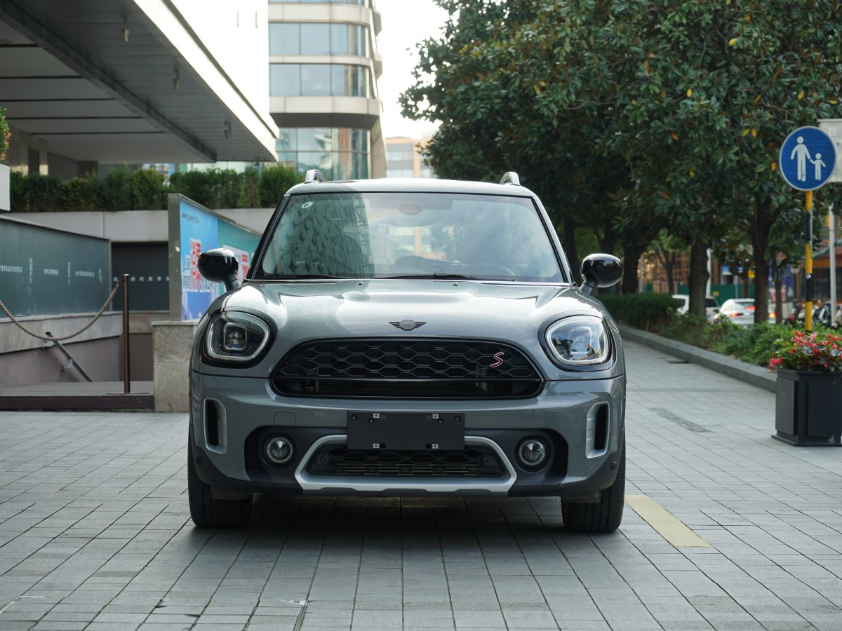 MINI COUNTRYMAN  2023款 改款 2.0T COOPER S ALL4 鑒賞家圖片