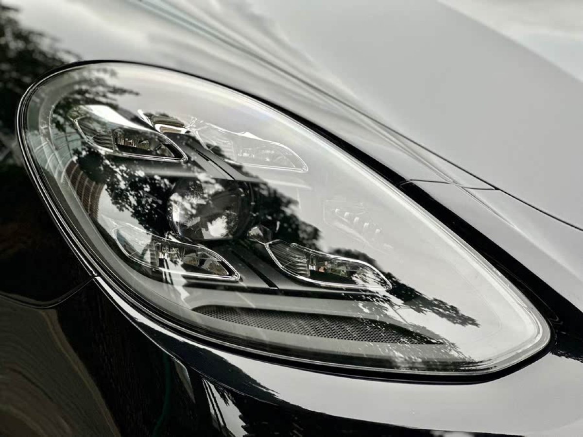 保時捷 Panamera  2023款 改款 Panamera 4 行政加長鉑金版 2.9T圖片