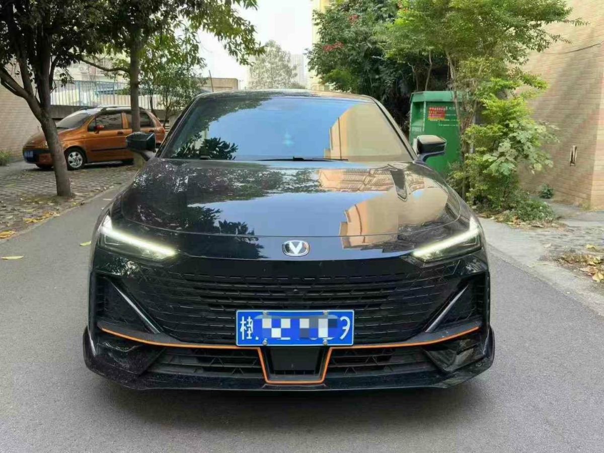 長(zhǎng)安歐尚 長(zhǎng)安神騏T30EV  2023款 廂式運(yùn)輸車 舒適型 鋼板廂式圖片