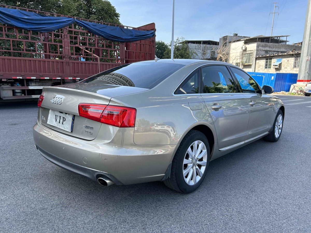 奧迪 奧迪A6L  2012款 TFSI 標(biāo)準(zhǔn)型圖片