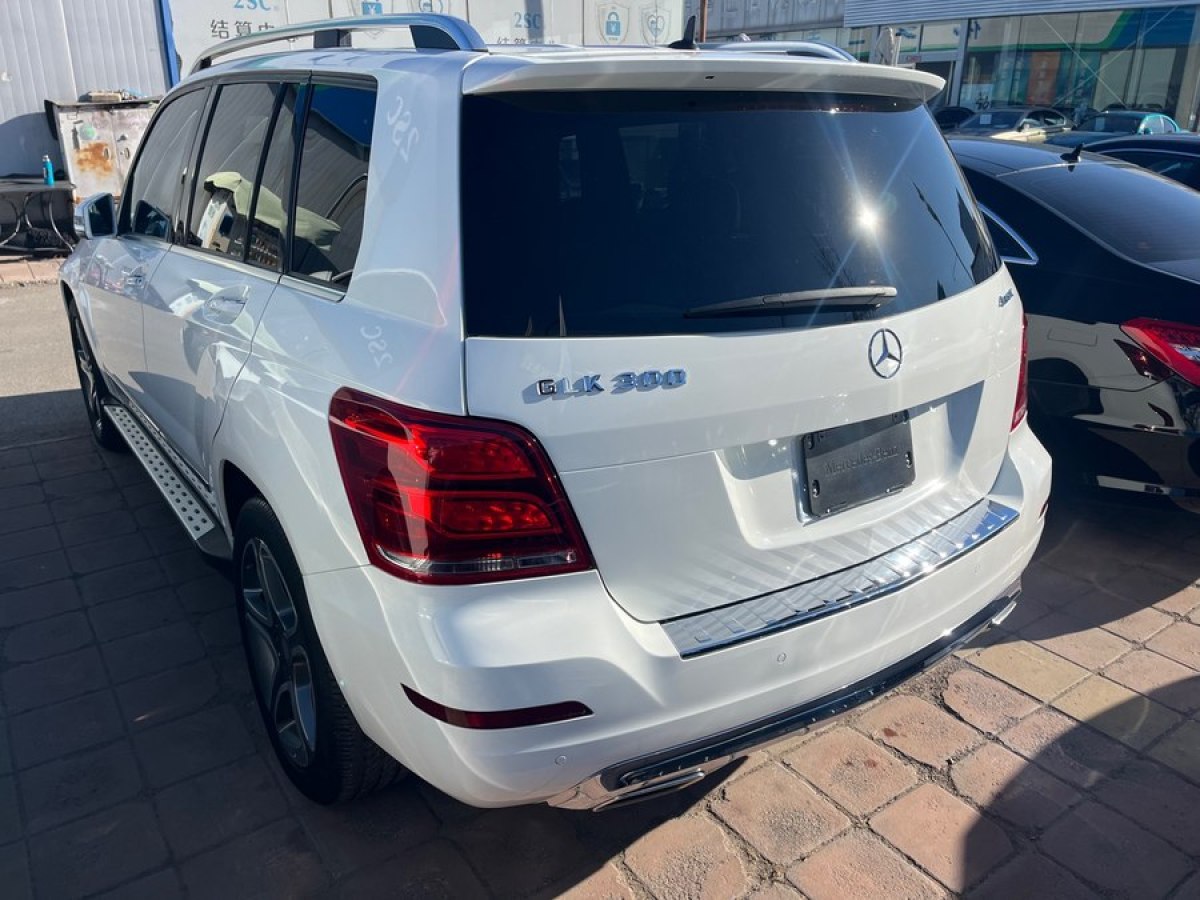 奔馳 奔馳GLK級(jí)  2015款 GLK 300 4MATIC 時(shí)尚型 極致版圖片