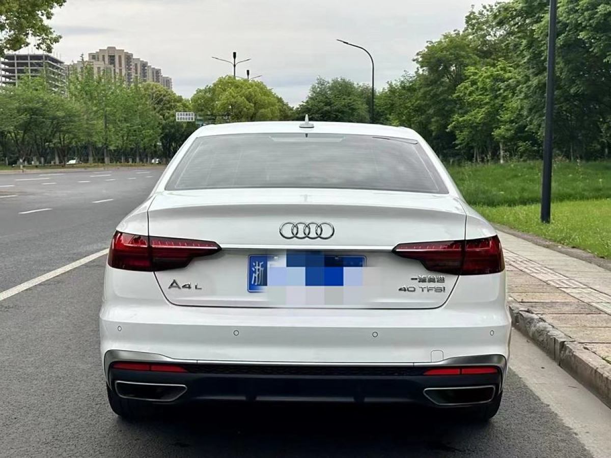 2022年9月奧迪 奧迪A4L  2022款 40 TFSI 時尚動感型