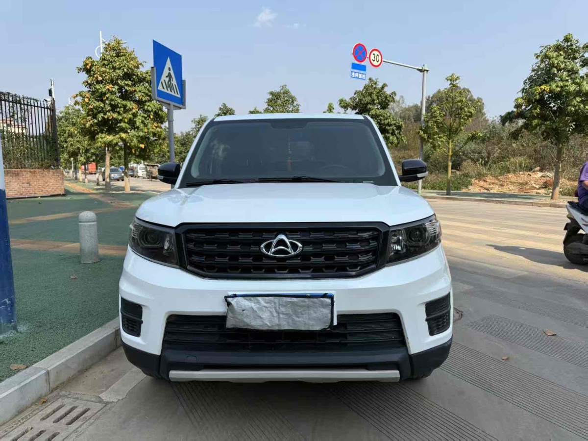 長(zhǎng)安歐尚 X70A  2018款 1.5L 手動(dòng)豪華型圖片