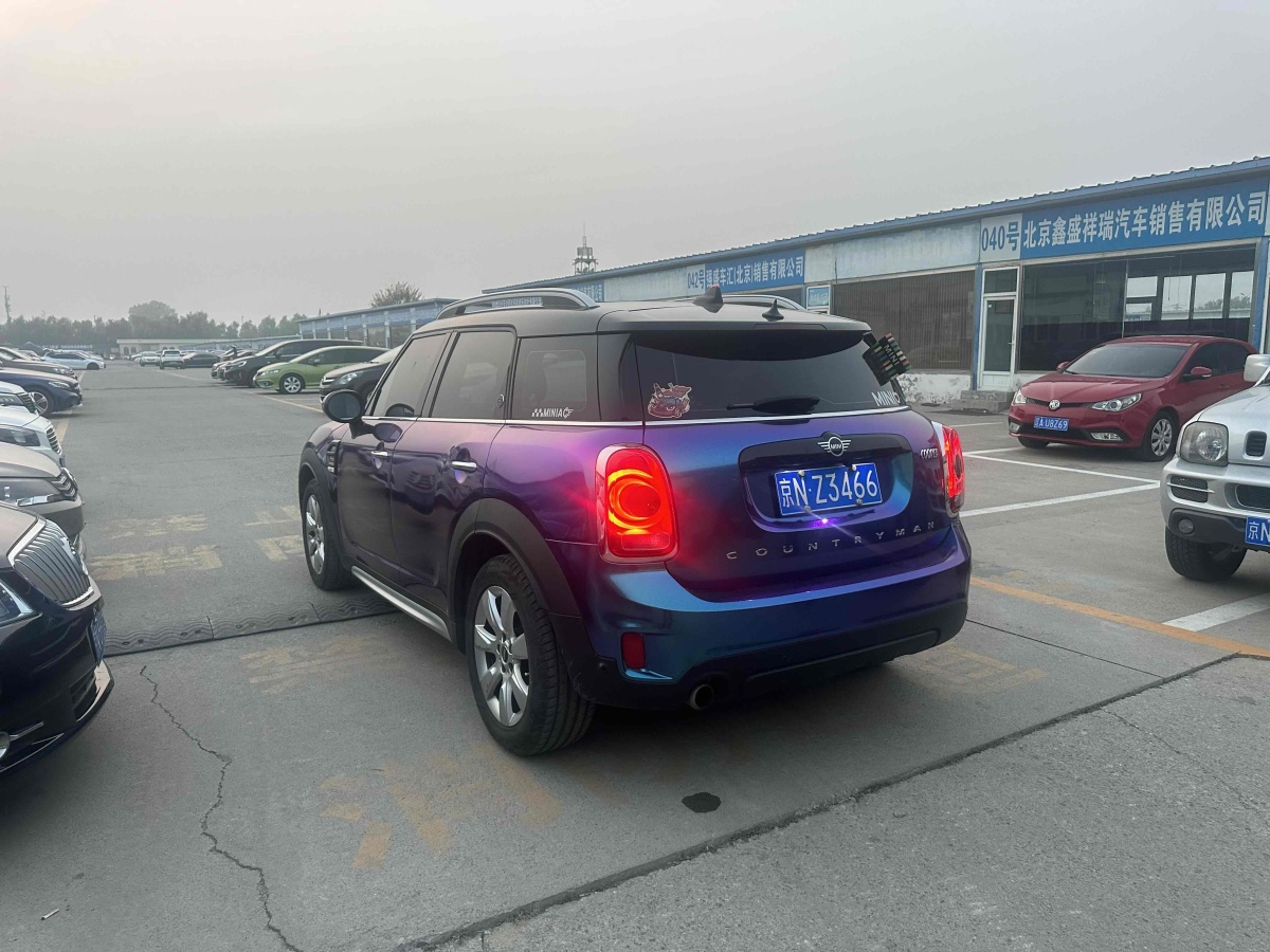 MINI COUNTRYMAN  2019款 1.5T COOPER 經(jīng)典派周末旅行版圖片