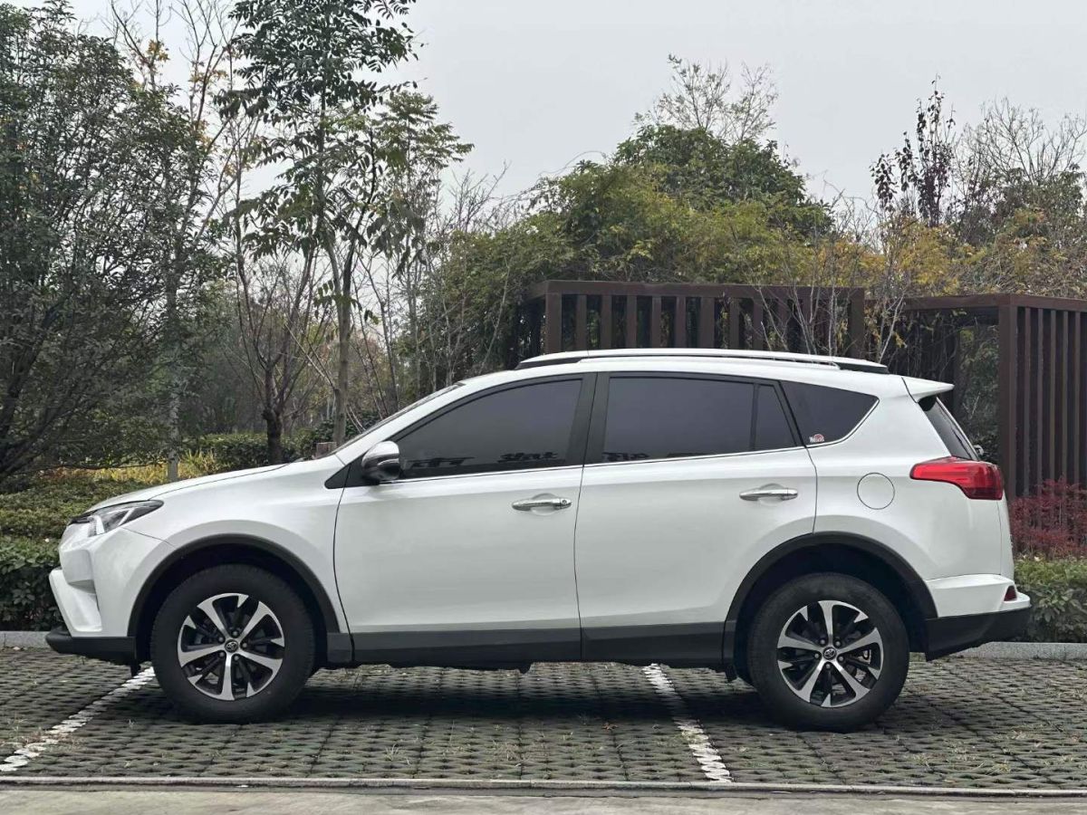 豐田 rav4榮放 2018款 2.0l cvt兩驅風尚x版圖片