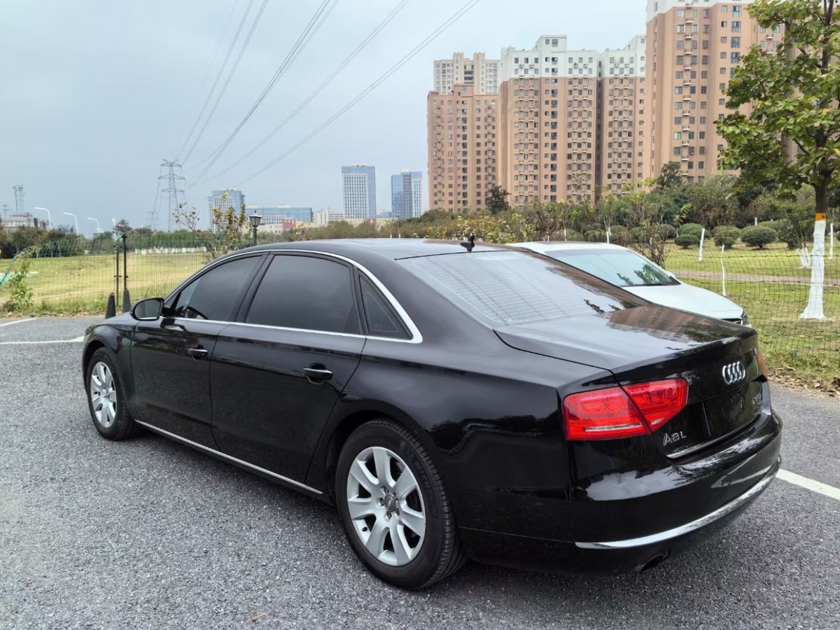 奧迪 奧迪A8  2013款 A8L 45 TFSI quattro豪華型圖片