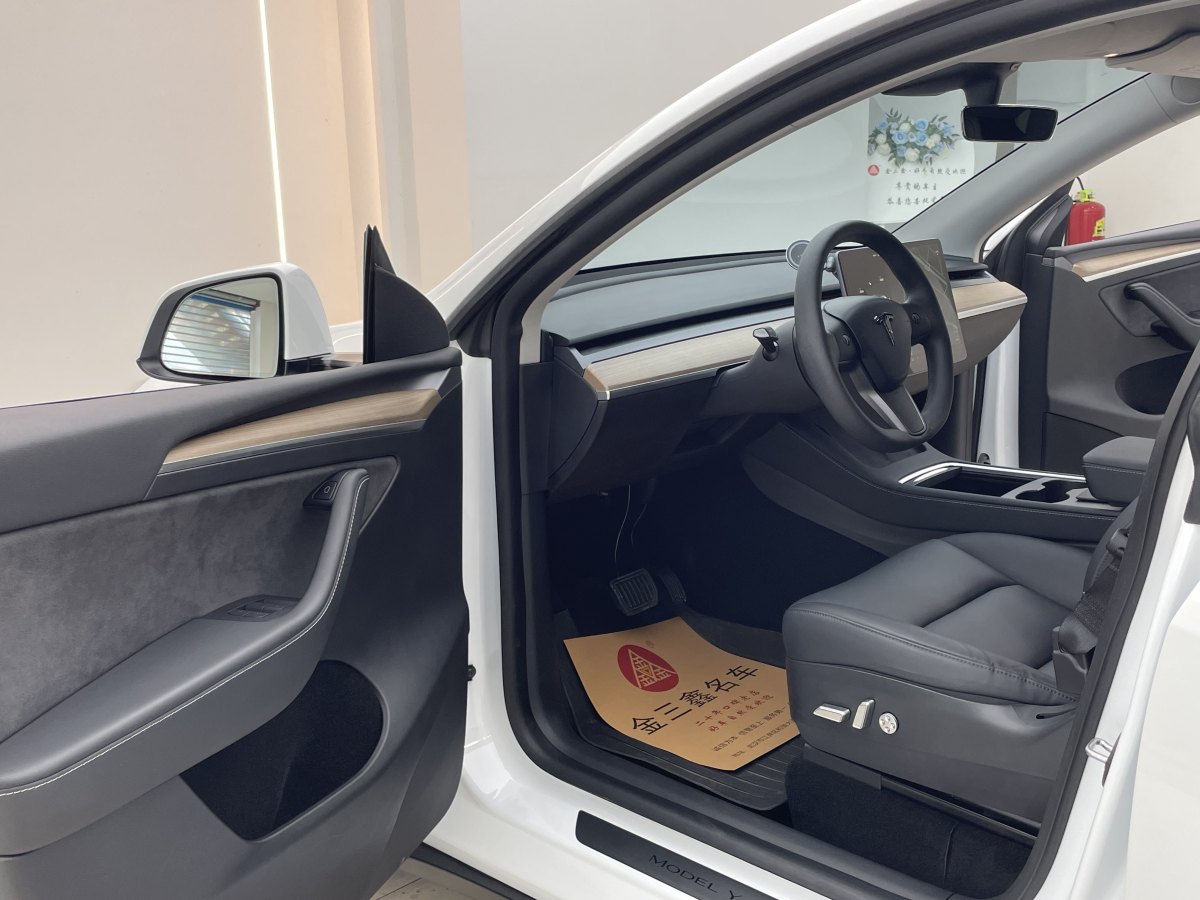 2021年6月特斯拉 Model 3  2021款 長續(xù)航全輪驅動版 3D7