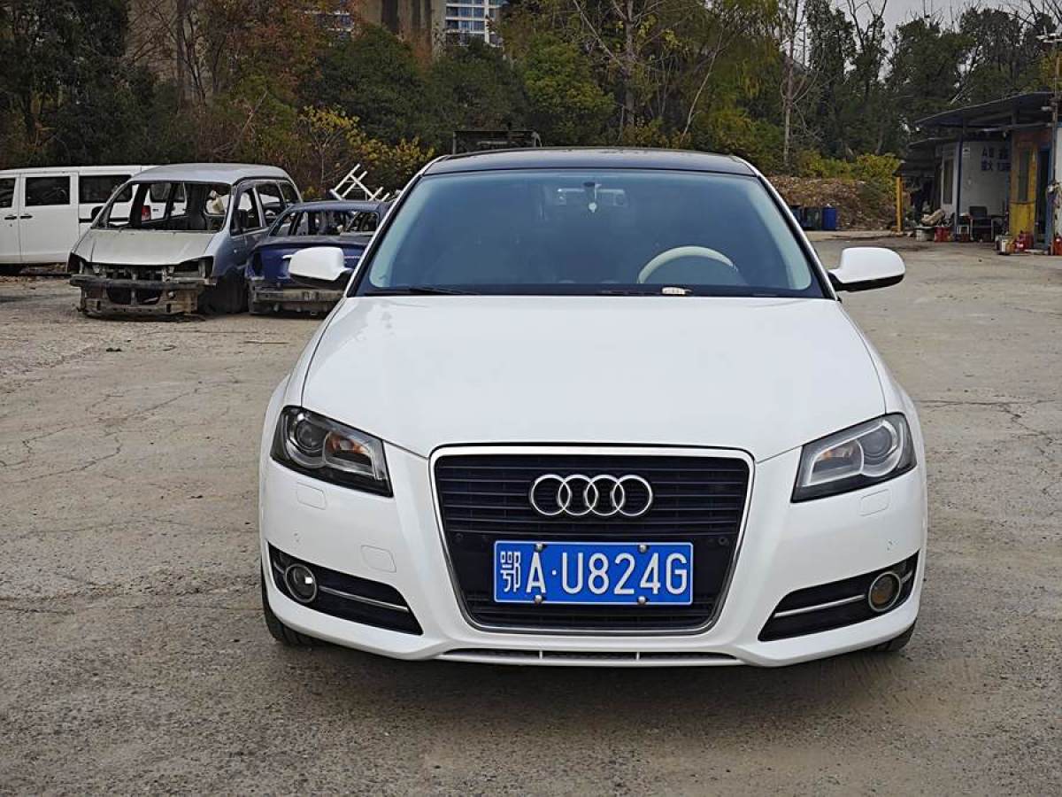 奧迪 奧迪A3  2010款 Sportback 1.4T 豪華型圖片