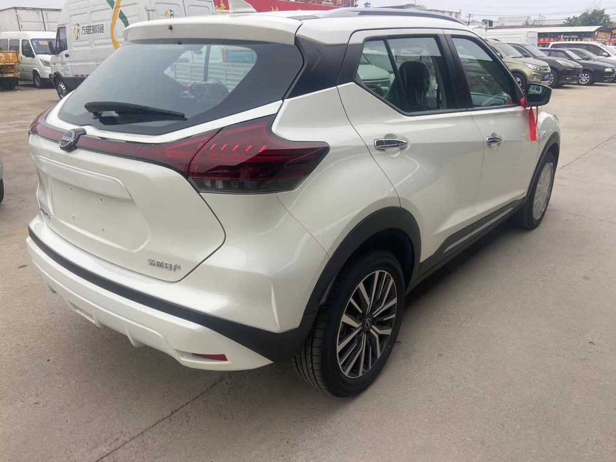 日產(chǎn) 勁客  2023款 勁情版 1.5L XL 時(shí)尚版圖片
