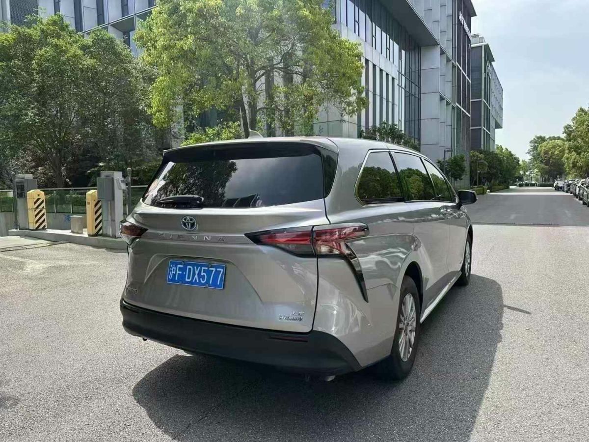 豐田 賽那SIENNA  2023款 2.5L混動(dòng) 尊貴版圖片