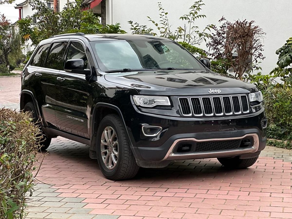 Jeep 大切諾基  2015款 3.0TD 柴油 舒享導航版圖片