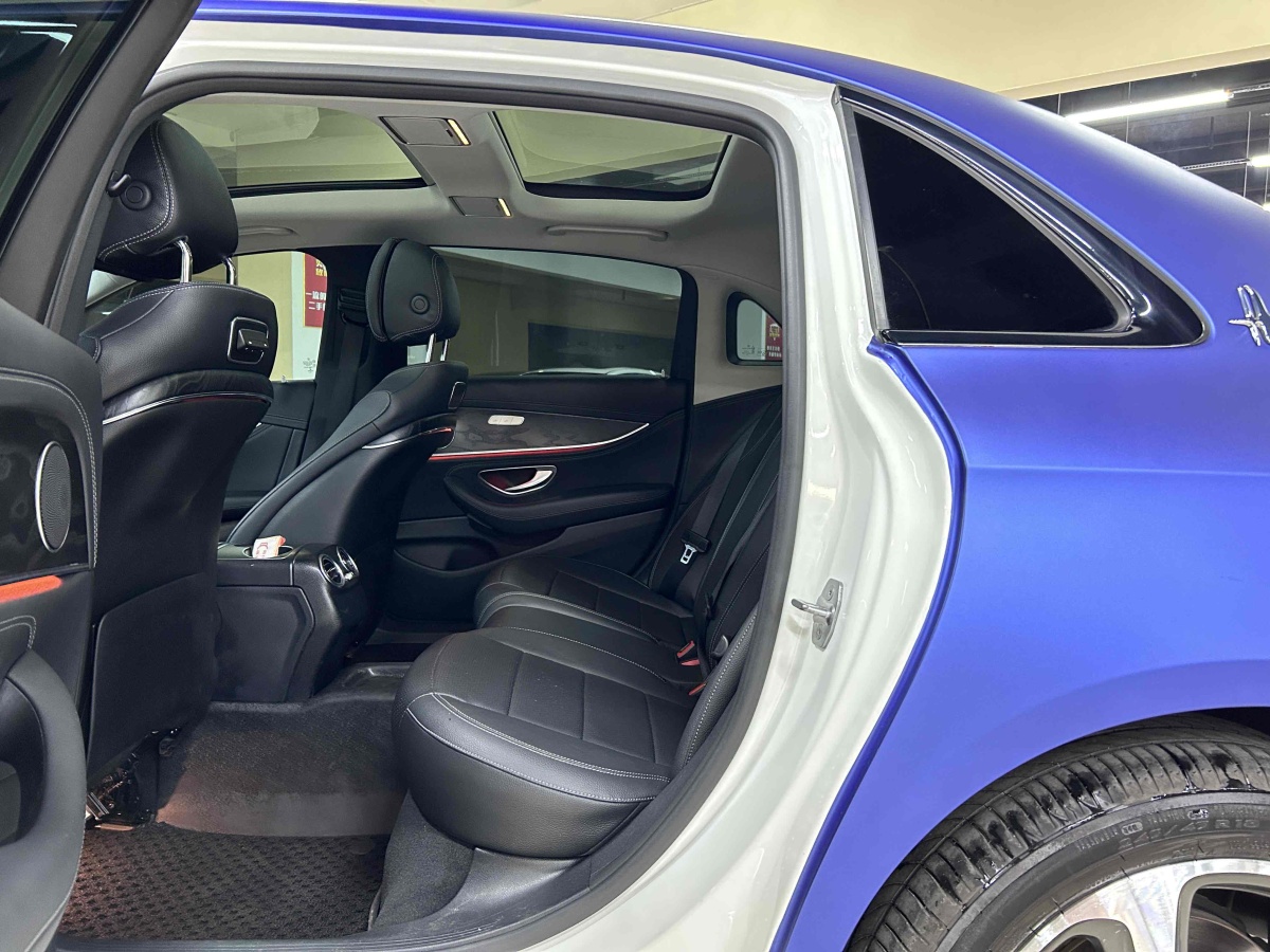 2018年3月奔驰 奔驰E级  2018款 改款 E 300 L 运动时尚型