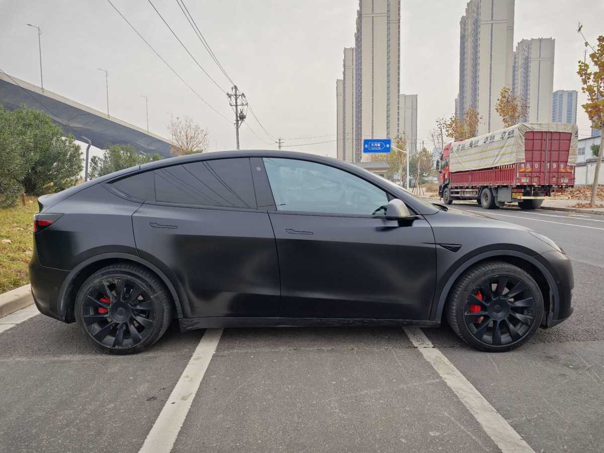 特斯拉 Model Y  2021款 長續(xù)航全輪驅(qū)動版 3D7圖片