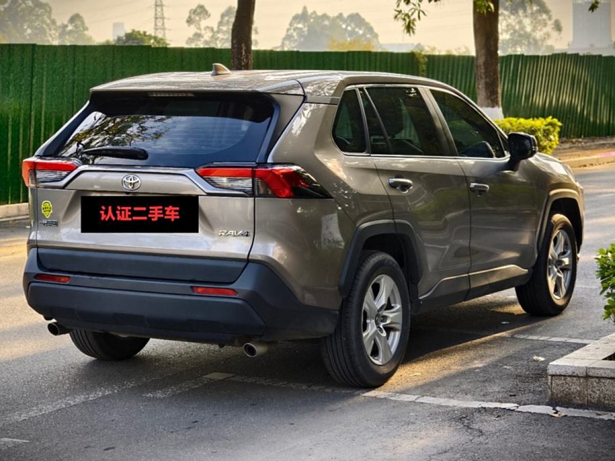 豐田 RAV4榮放  2021款 2.0L CVT兩驅(qū)都市版圖片