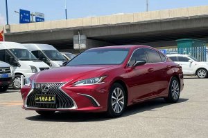 ES 雷克薩斯 200 卓越版