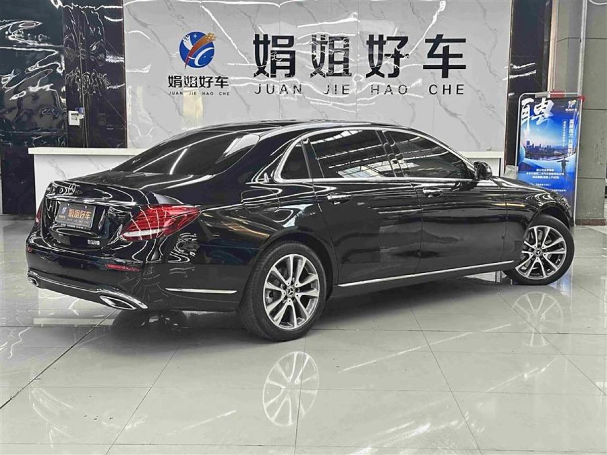 奔馳 奔馳E級  2019款 改款 E 300 L 時(shí)尚型圖片