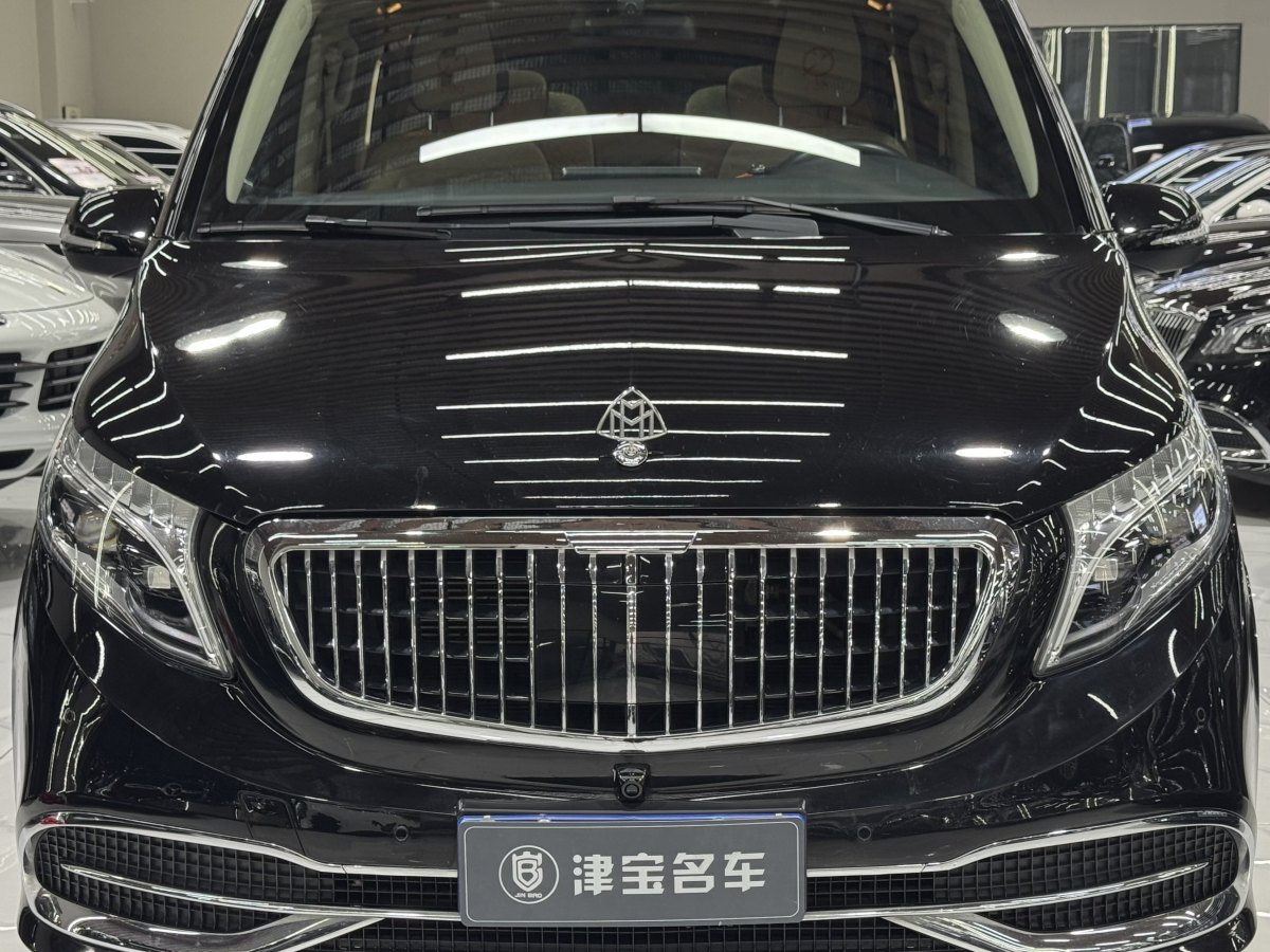 奔馳 V級(jí)  2021款 V 260 領(lǐng)航版圖片