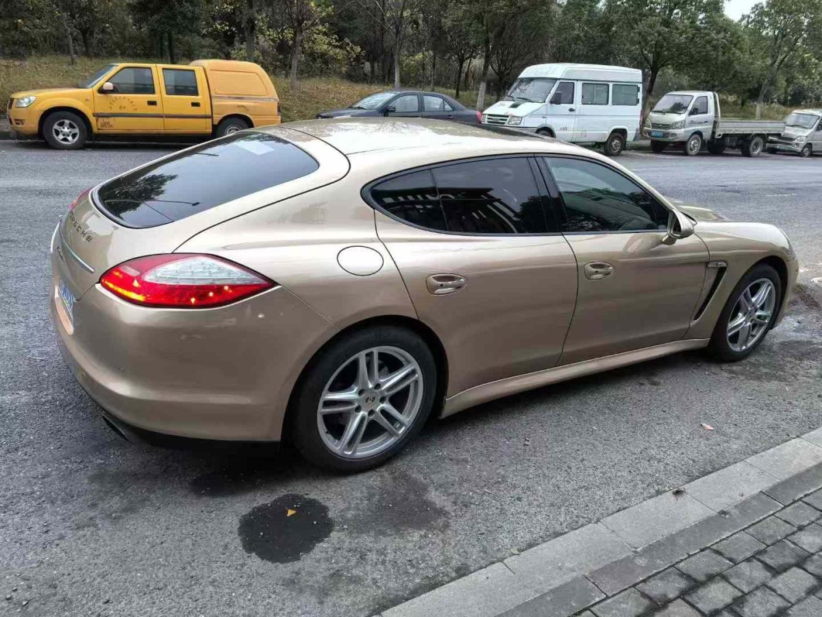 保時(shí)捷 Panamera  2013款 Panamera 4 Platinum Edition 3.6L圖片