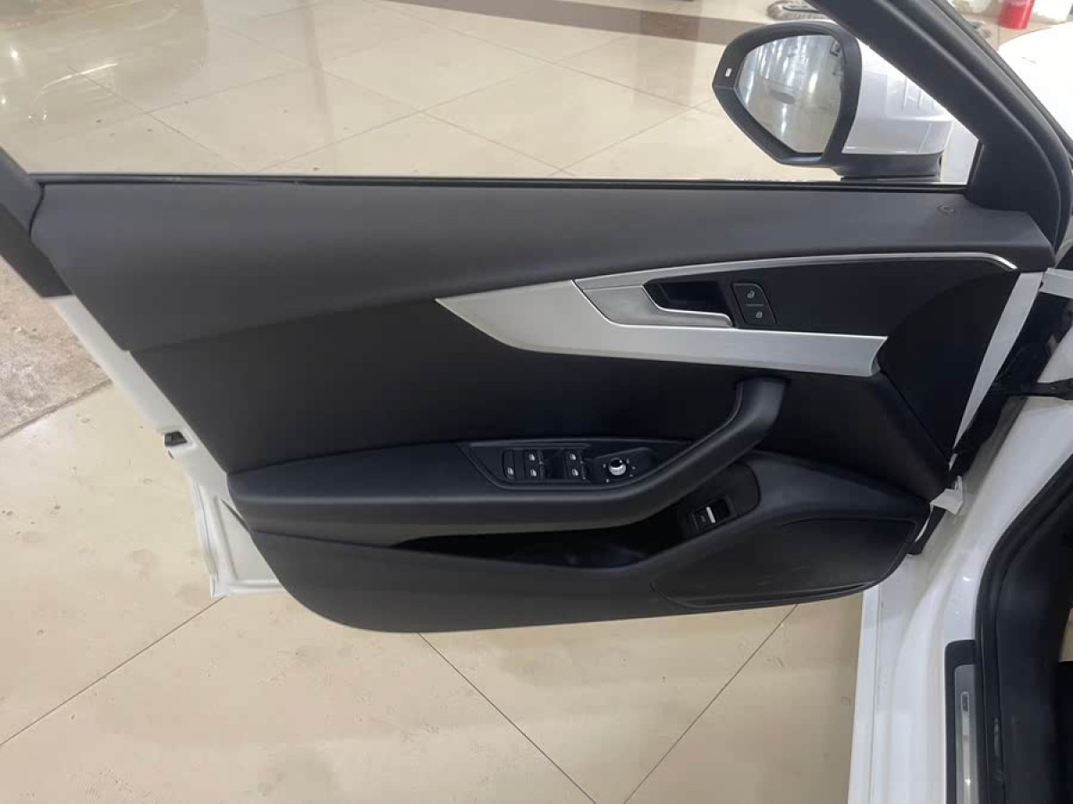 奧迪 奧迪A4L  2019款 40 TFSI 時尚型 國VI圖片