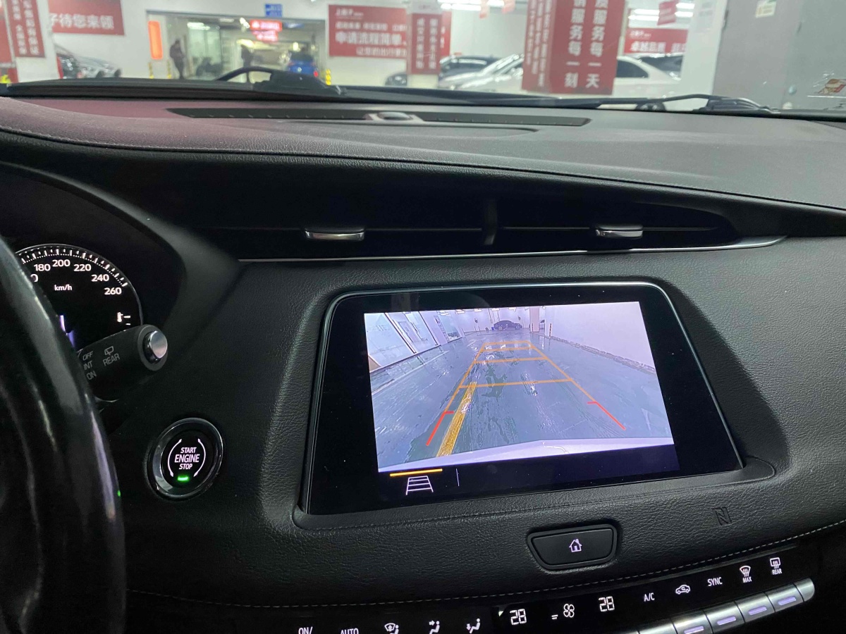 凱迪拉克 XT4  2018款 28T 兩驅(qū)領(lǐng)先型圖片