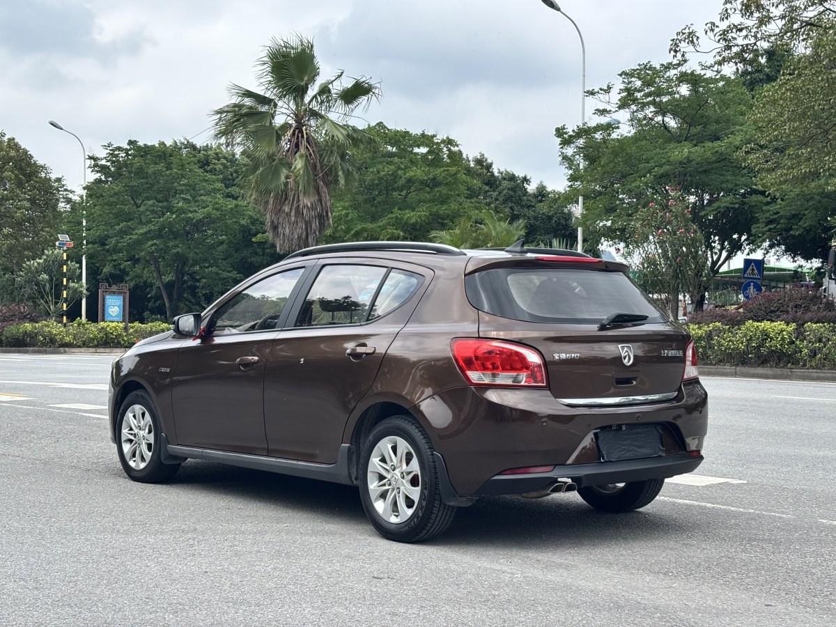 寶駿 610  2014款 CROSS 1.5L 手動標準型圖片