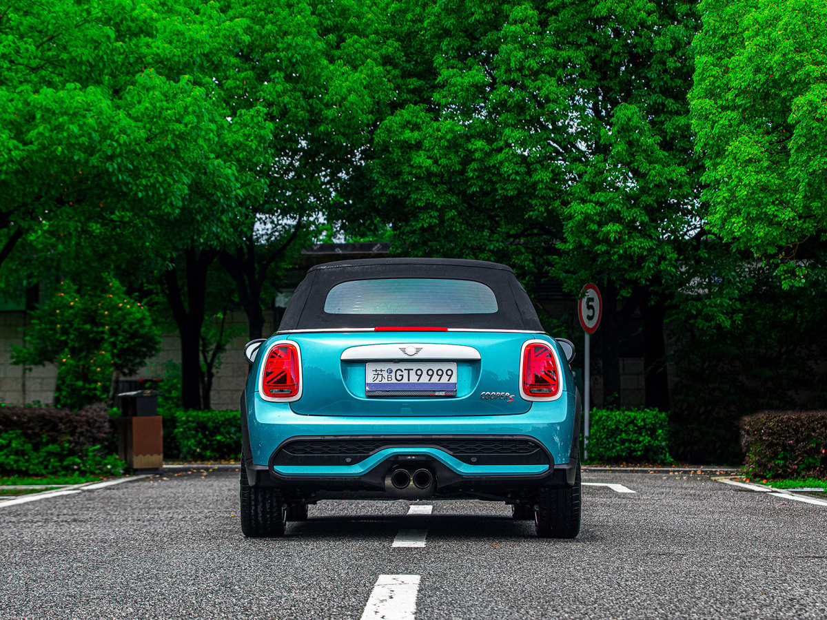 MINI MINI  2023款 2.0T COOPER S CABRIO 海岸線紀(jì)念版圖片