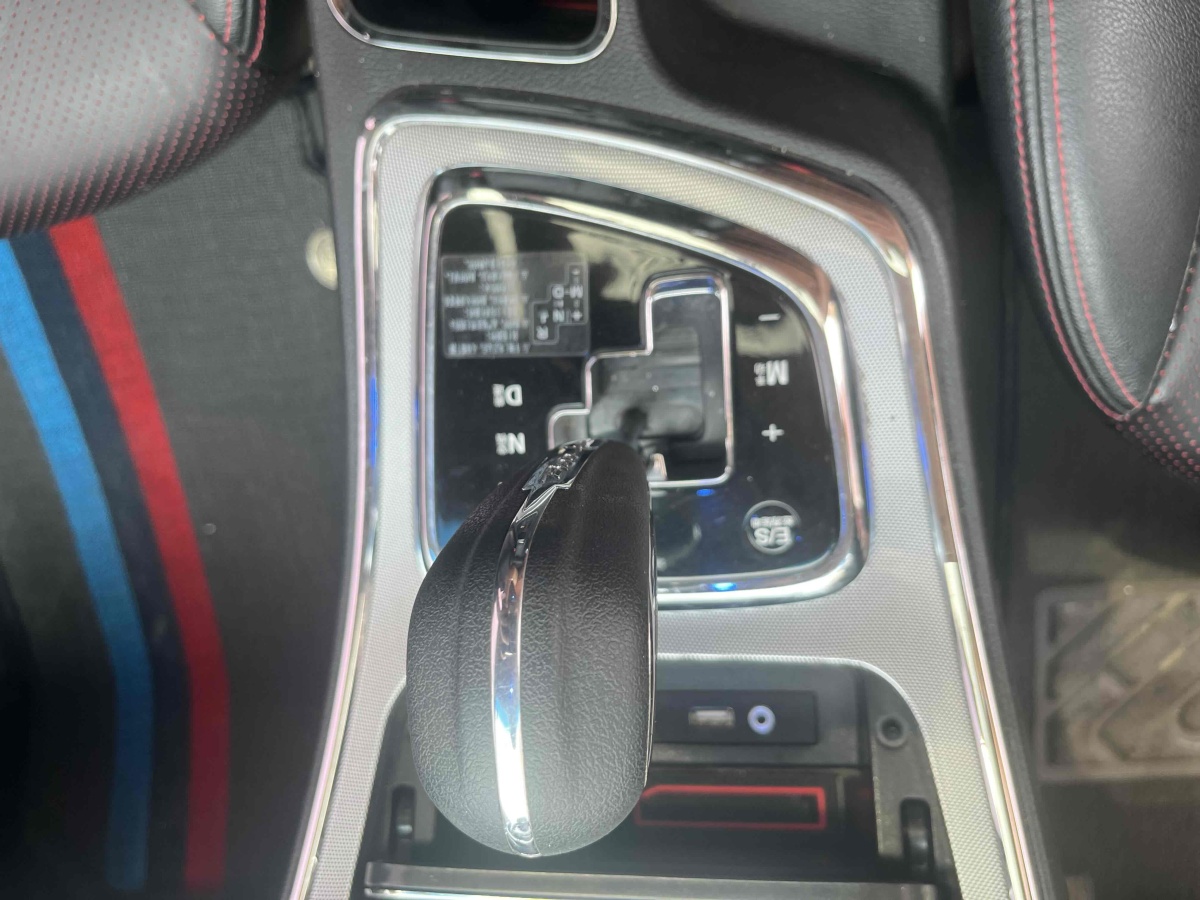 寶駿 560  2016款 1.8L iAMT豪華型圖片
