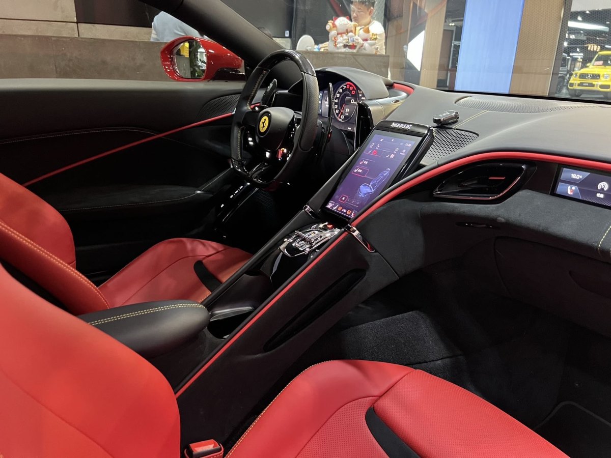 法拉利 Roma  2020款 3.9T V8圖片
