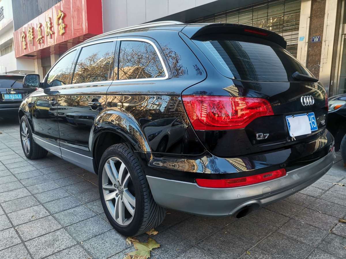 奧迪 奧迪Q7  2012款 3.0 TDI 專享型圖片