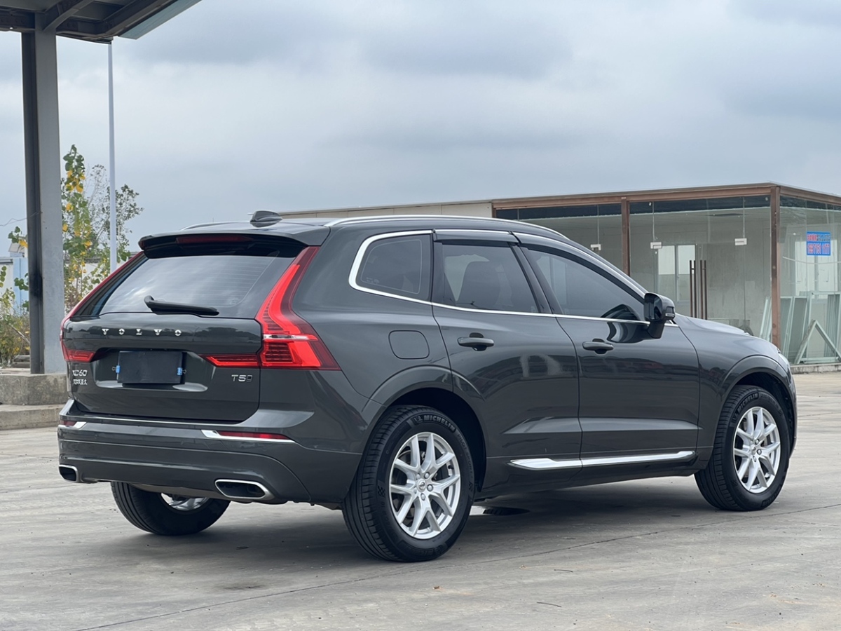 沃尔沃 xc60  2021款 t5 四驱智逸豪华版图片