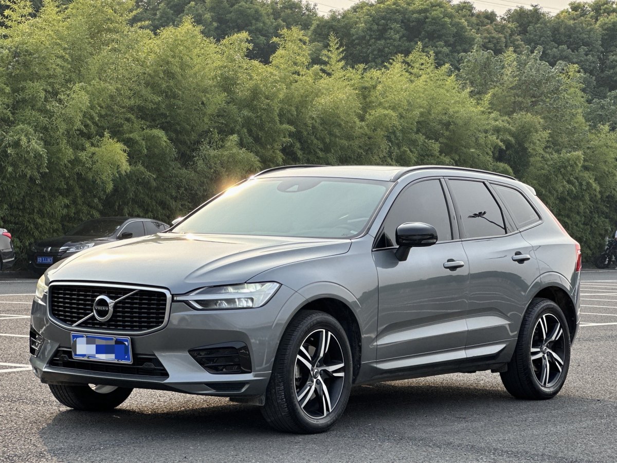 2019年11月沃爾沃 XC60  2020款 T5 四驅(qū)智遠(yuǎn)運(yùn)動(dòng)版