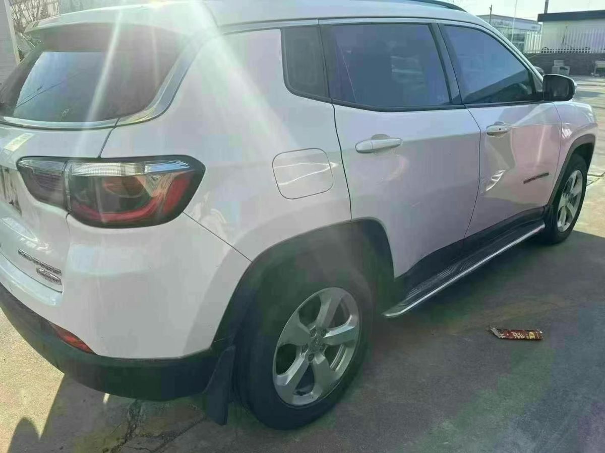Jeep 指南者  2018款 200T 家享四驅(qū)版圖片