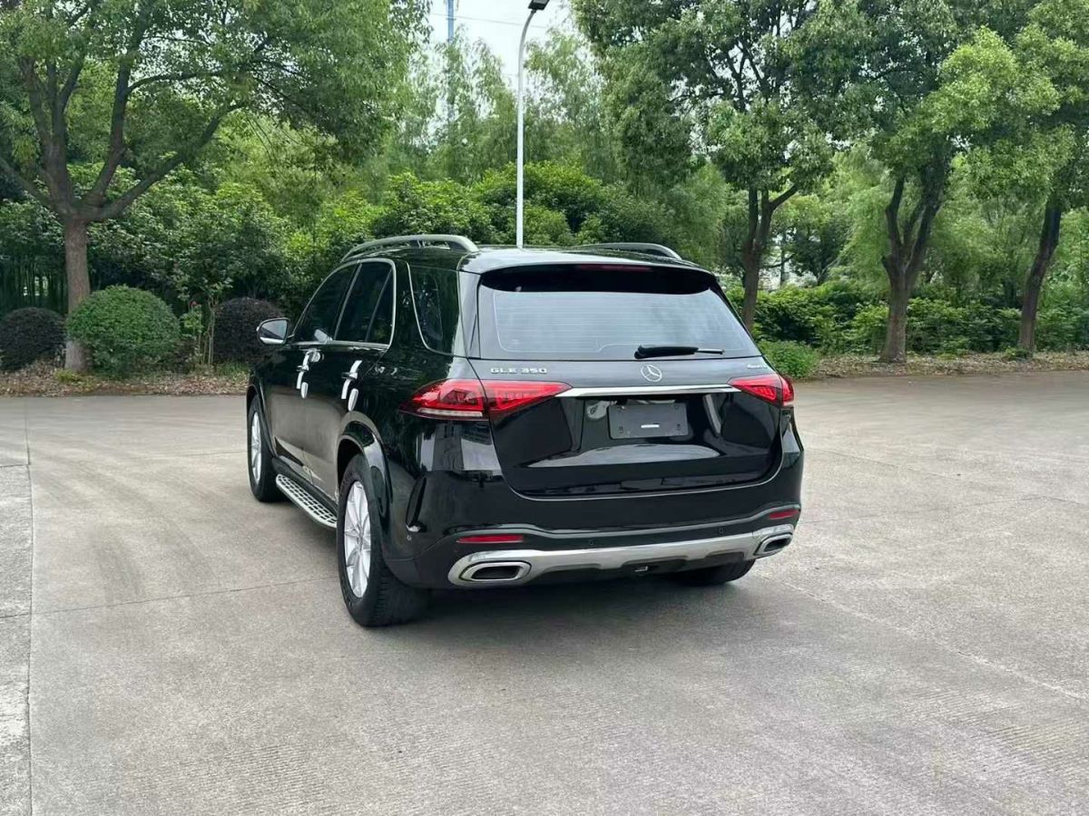 奔馳 奔馳E級新能源  2021款 E 350 e L 插電式混合動力轎車圖片