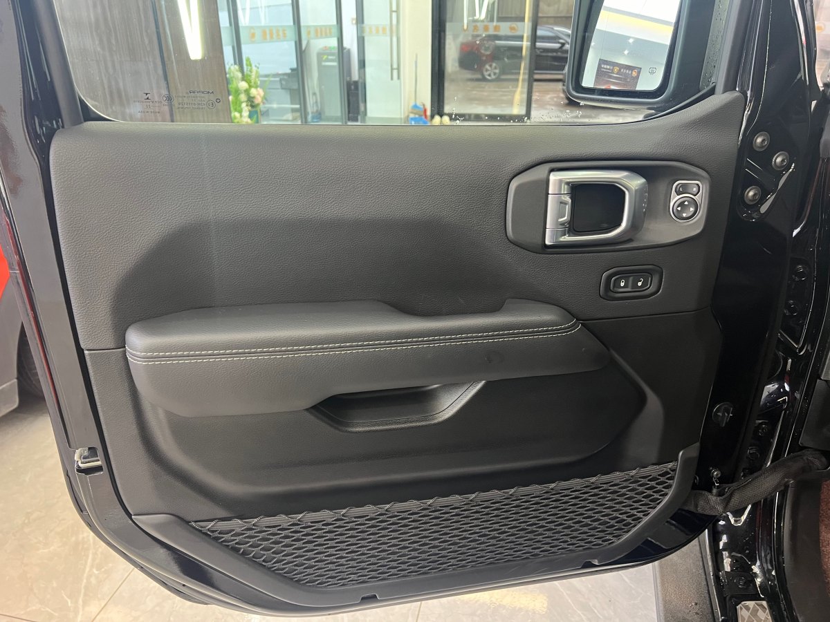 Jeep 角斗士  2022款 3.6L 先行版圖片