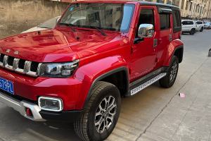 BJ40 北京 2.0T 自動(dòng)四驅(qū)城市獵人版至尊型