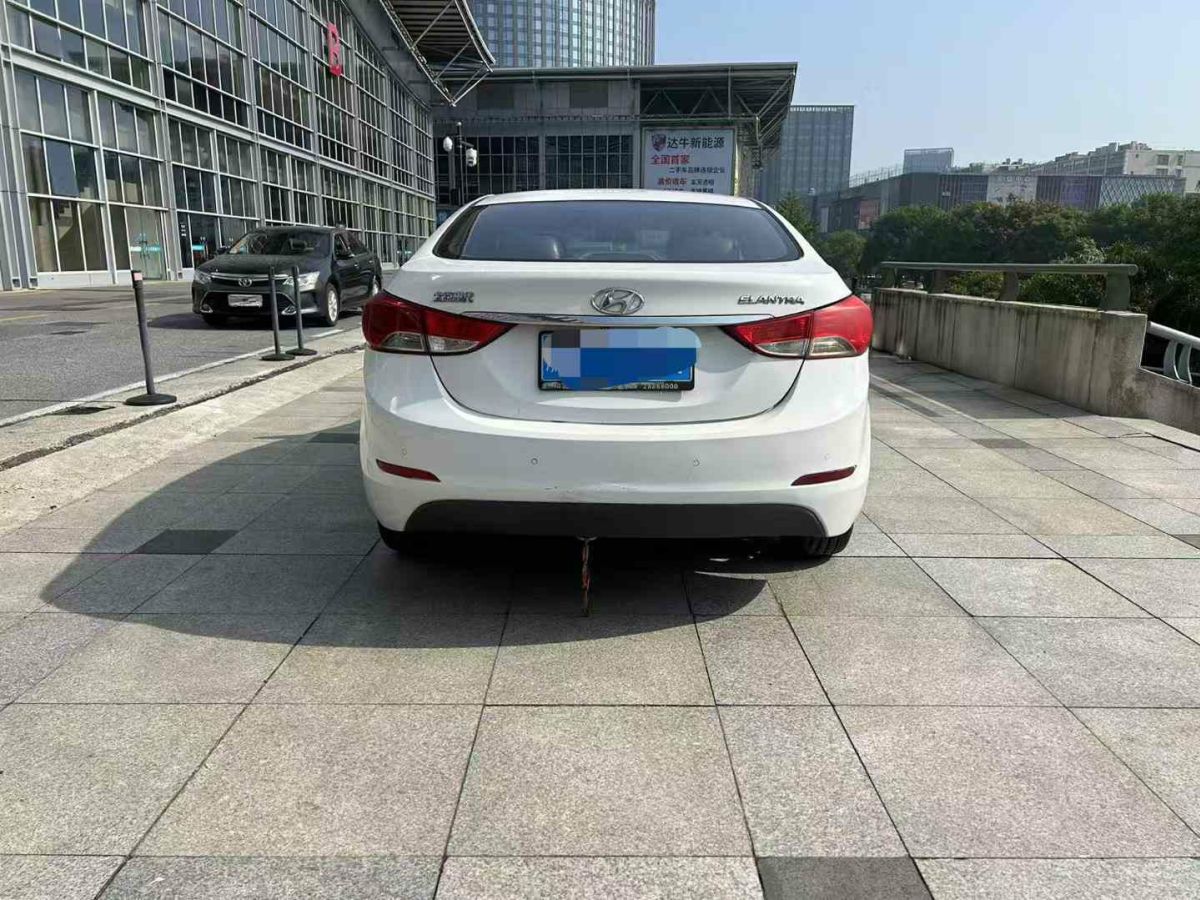 現(xiàn)代 朗動  2016款 1.6L 自動智能型圖片