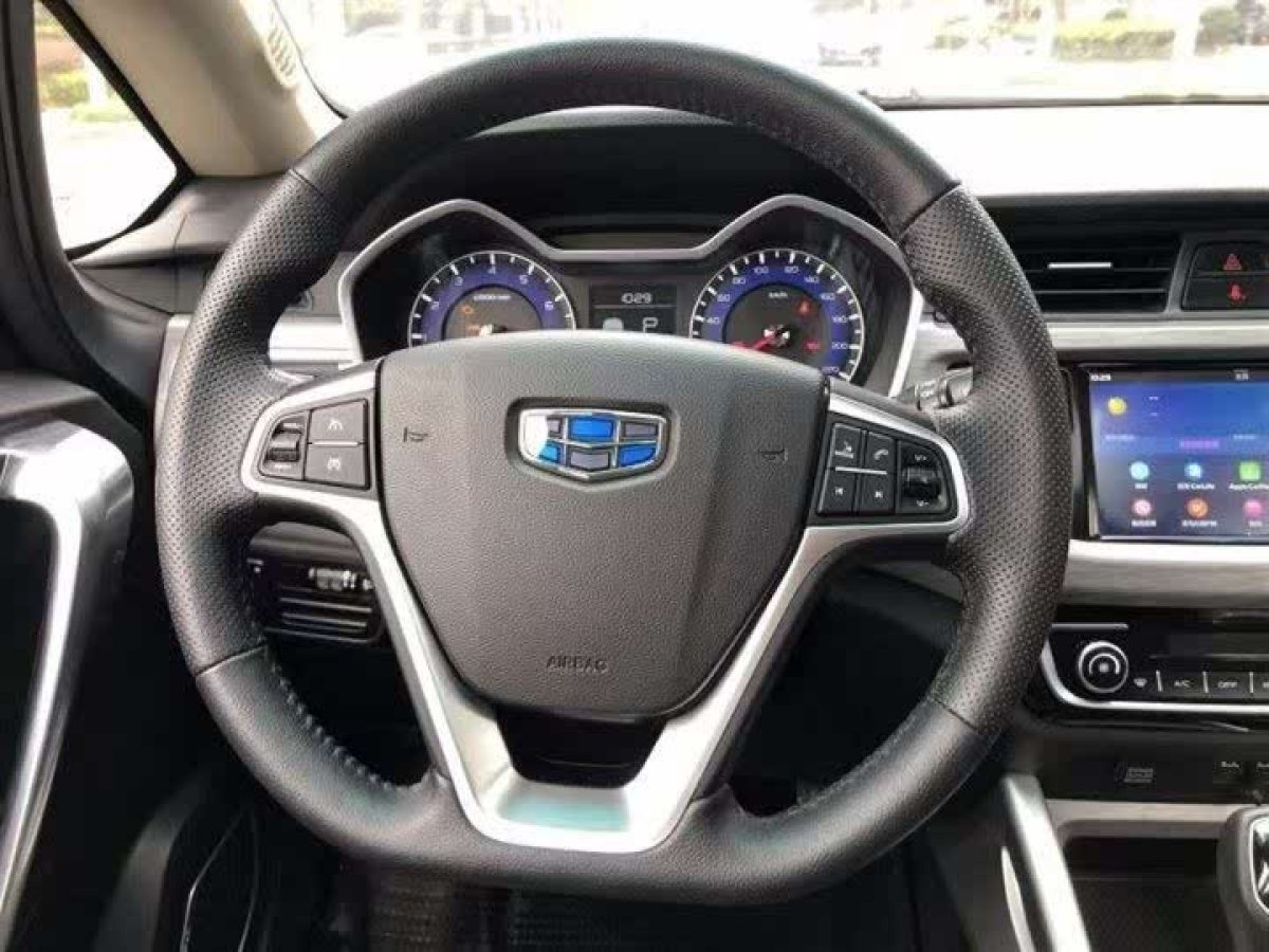 吉利 遠(yuǎn)景X3  2017款 1.5L 自動尊貴型圖片