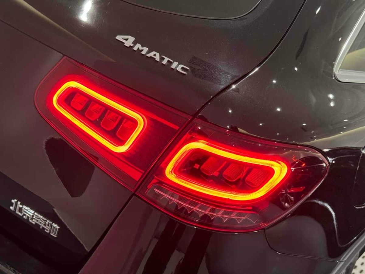 奔馳 奔馳GLC  2018款 改款 GLC 300 4MATIC 動感型圖片