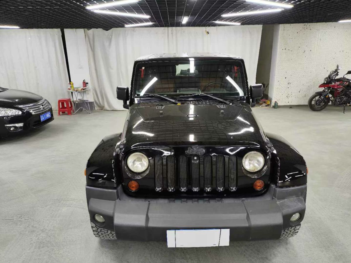 Jeep 牧馬人  2010款 3.8L Rubicon 兩門版圖片