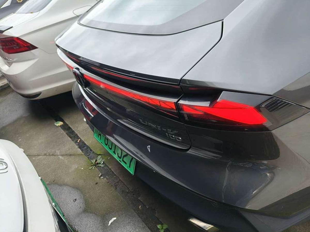 長(zhǎng)安 長(zhǎng)安UNI-V 智電iDD  2023款 智電iDD 1.5T 113km智酷型圖片