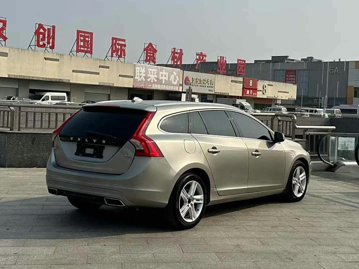 沃爾沃 V60  2015款 T5 智雅版圖片