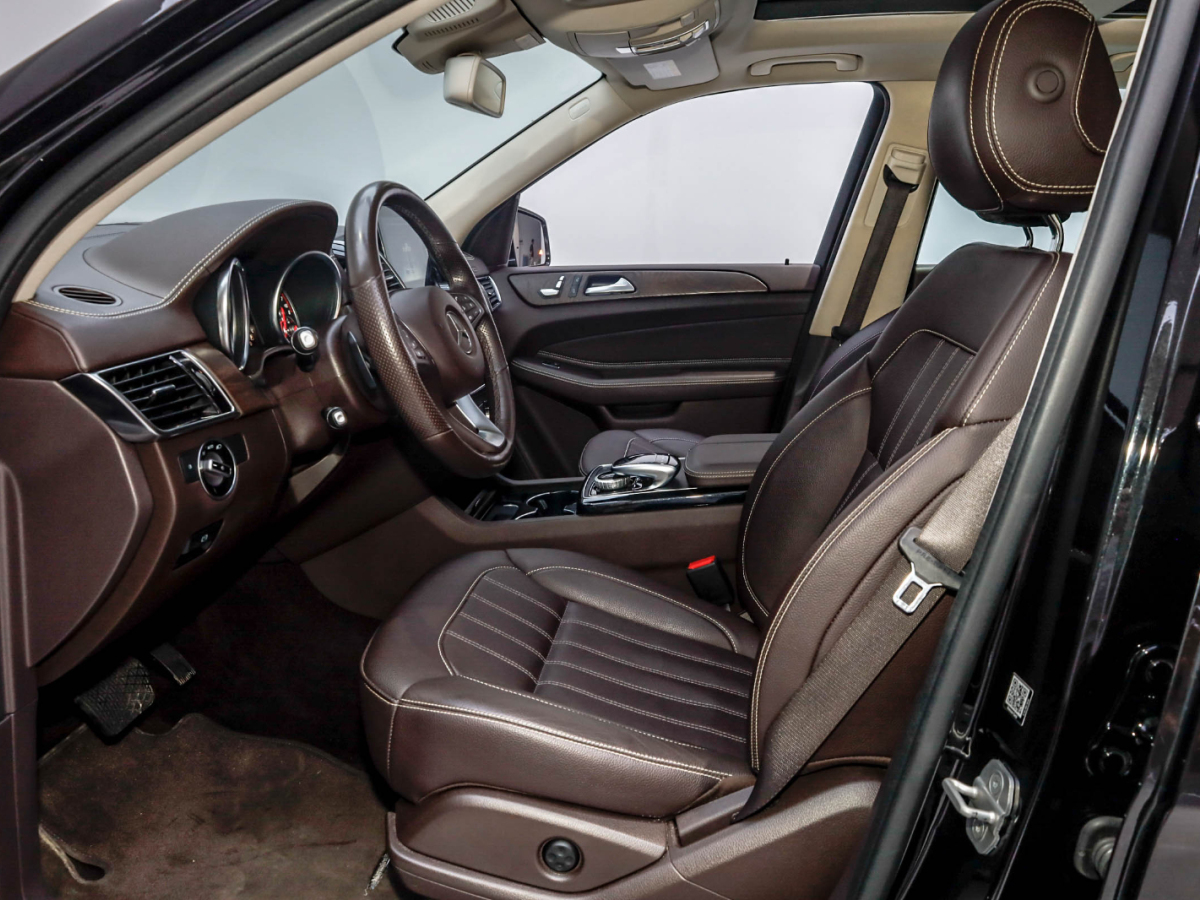 奔驰 奔驰GLE级 2017款 GLE 320 4MATIC 豪华型图片