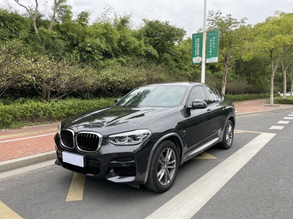 宝马 宝马X4  2019款 xDrive25i M运动套装