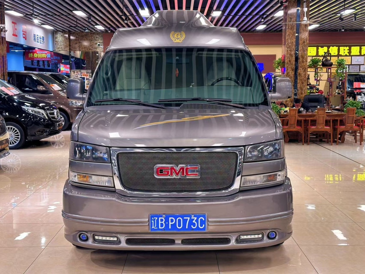 GMC SAVANA  2012款 6.0L 商務(wù)之星公爵版圖片